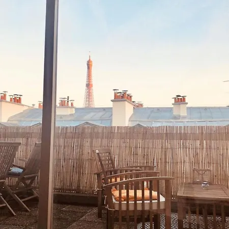 Bright Studio 15 Minutes From The Eiffel Tower Parijs