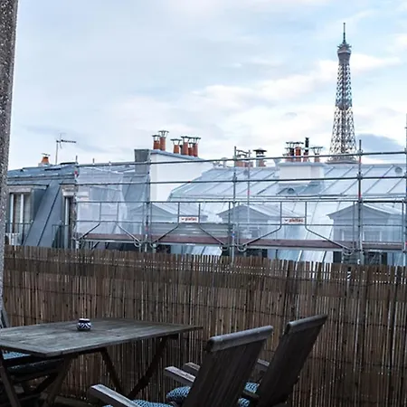 Bright Studio 15 Minutes From The Eiffel Tower *